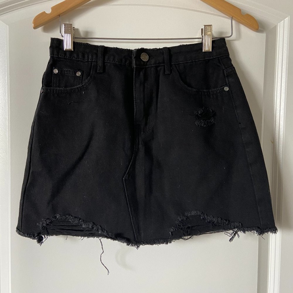 NWT MissGuided destroyed black mini skirt